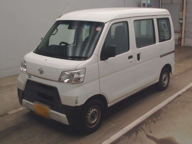 9045 Daihatsu Hijet van S321V 2018 г. (TAA Kantou)